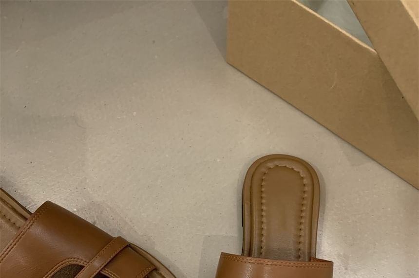 Toe Slide Loop Sandals Flat