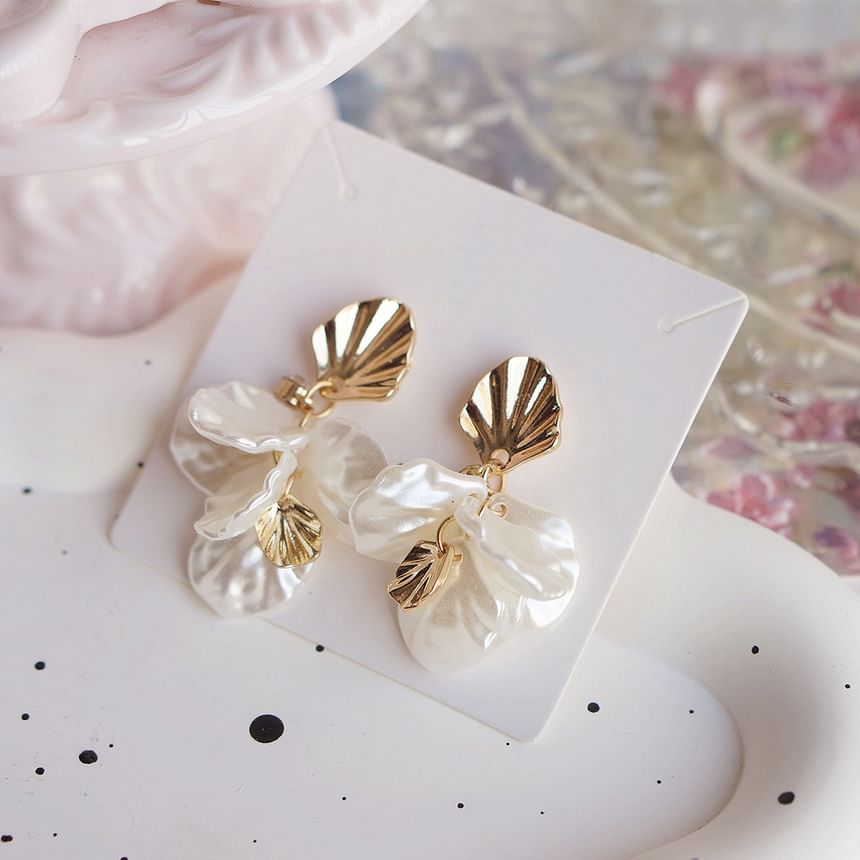 Shell Fringed Drop Earring / Clip-On Earring