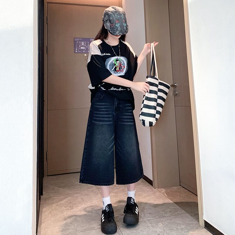 Wide High Leg Capri Waist Washed Jeans