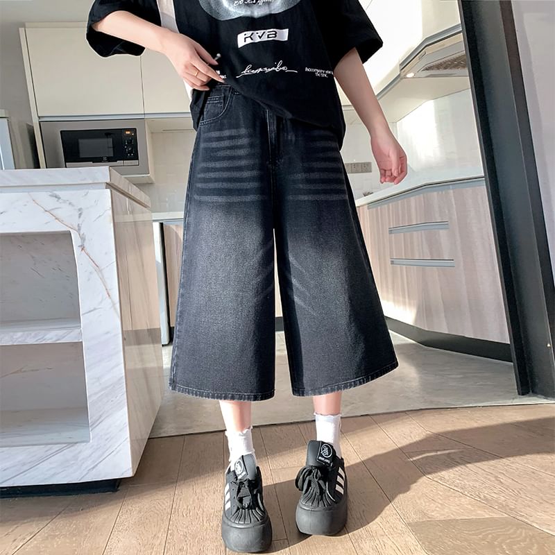 Wide High Leg Capri Waist Washed Jeans