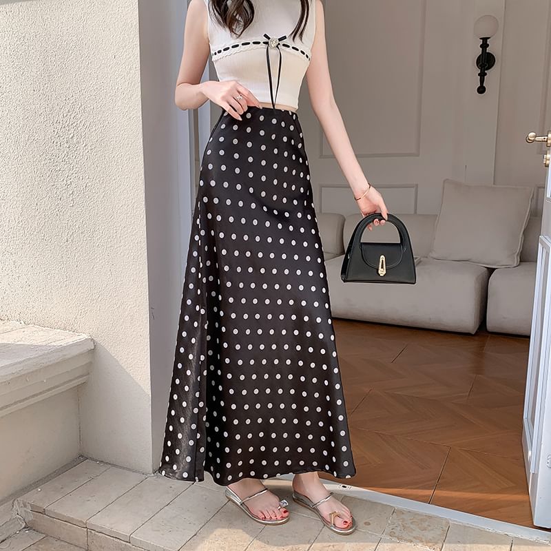 Dotted High Skirt A-Line Maxi Rise