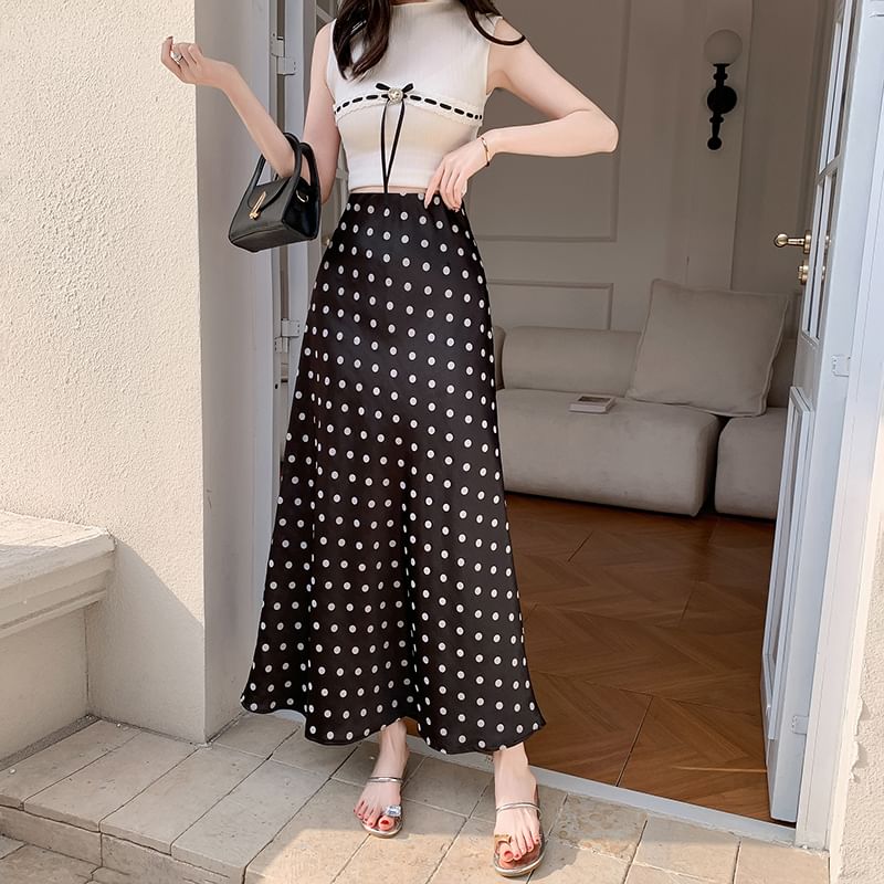 Dotted High Skirt A-Line Maxi Rise