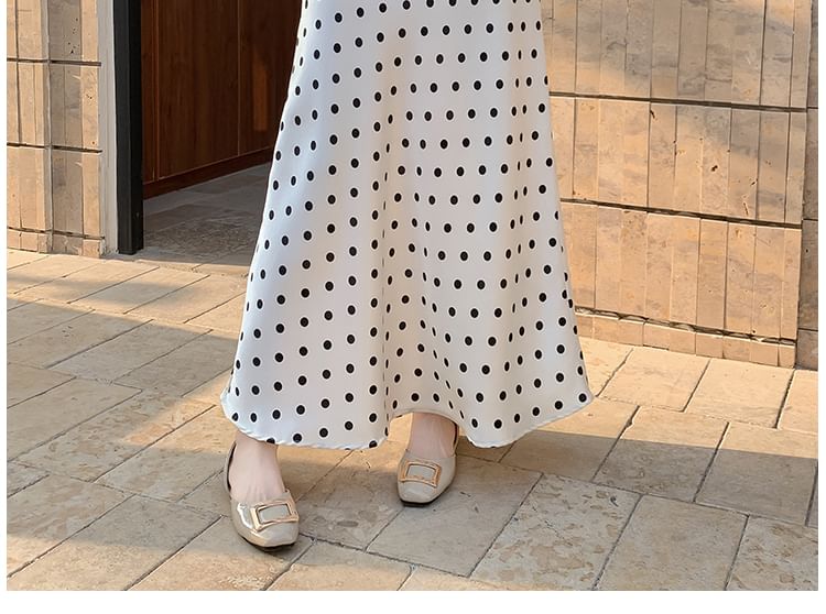 Dotted High Skirt A-Line Maxi Rise
