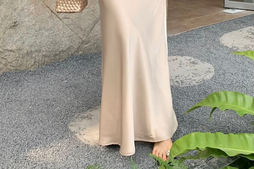 Maxi Skirt Rise Plain High H-Line