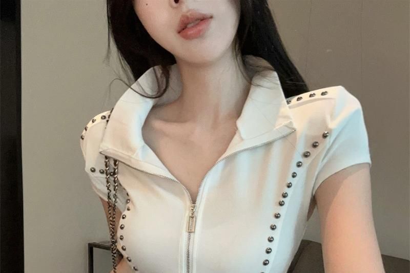 Fit Studded Turtleneck Plain Short-Sleeve Slim Zip T-Shirt