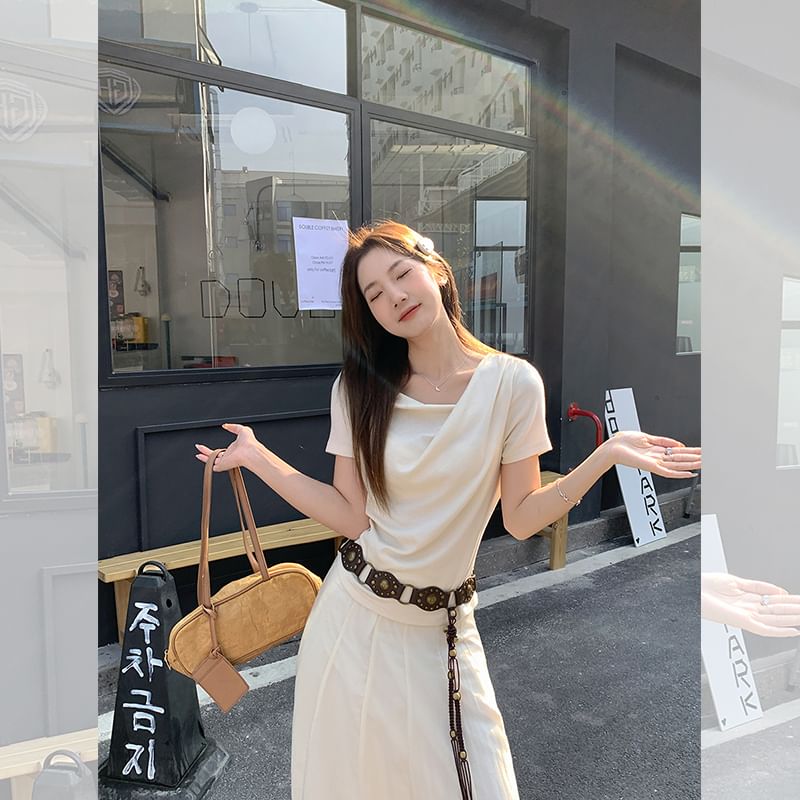 Slim Ruched Fit Plain Neck T-Shirt Cowl Short-Sleeve