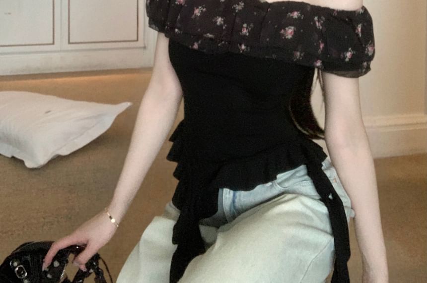 Tee Floral Trim Cap-Sleeve Panel Ruffle Off-Shoulder Slim Fit