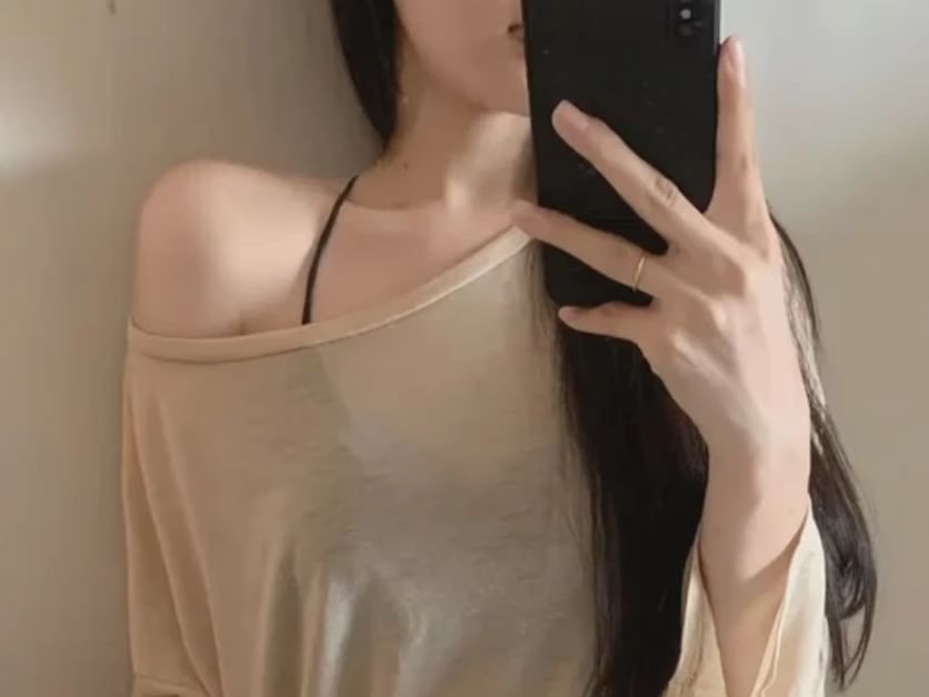 Plain Tee Neck Long-Sleeve Slim Off-Shoulder Asymmetrical Fit Sashed