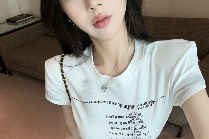 Fit Slim Tee Crew Short-Sleeve Neck Lettering