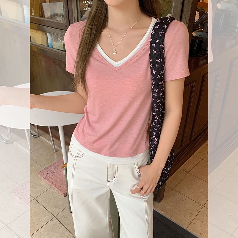 Contrast Two-Piece Short-Sleeve Trim Mock Tee V-Neck