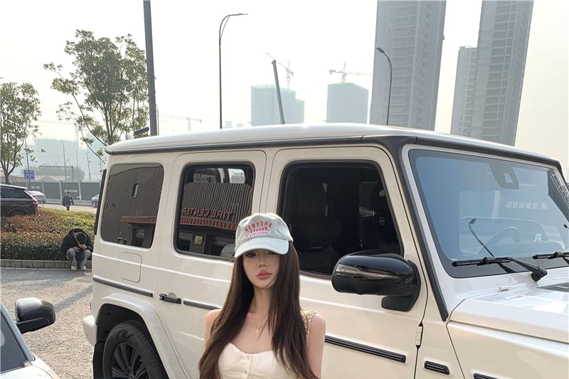 Leg Camisole Top Trim Wide Button-Up Crop Low Cargo Lace Panel Rise / Jeans Washed