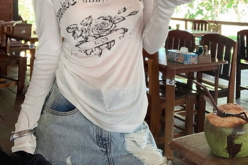 Long-Sleeve One-Shoulder Lettering T-Shirt