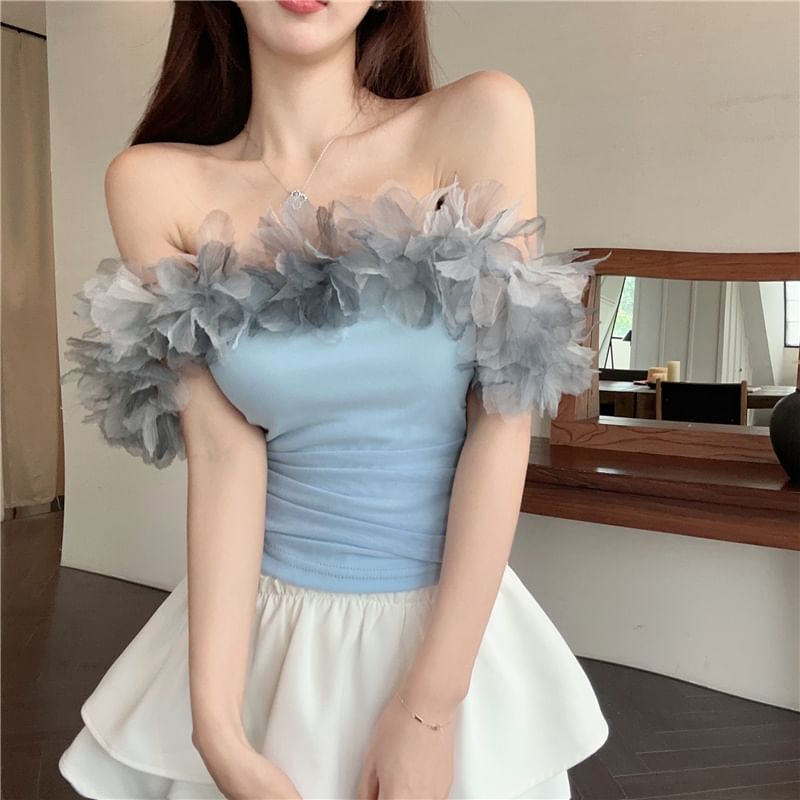 Off-Shoulder Detail T-Shirt Flower Plain