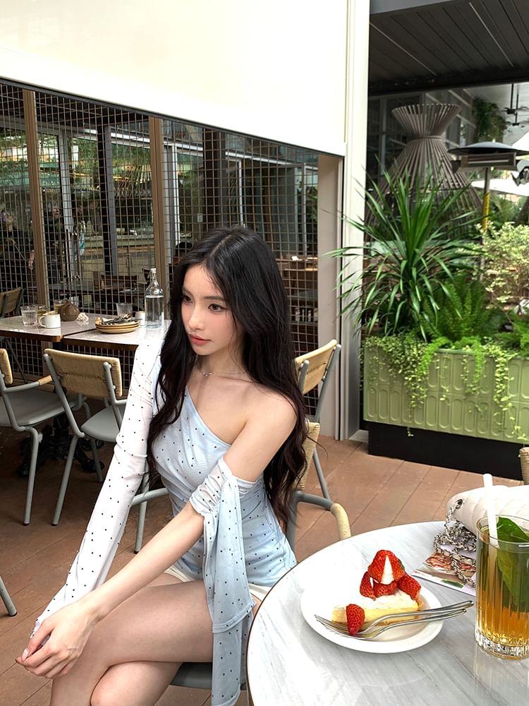 T-Shirt Long-Sleeve One-Shoulder Dotted