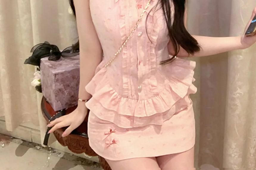 Collared Sleeveless Brooch Ruffle Blouse Mini Waist / Pencil Print Skirt Bow Set High