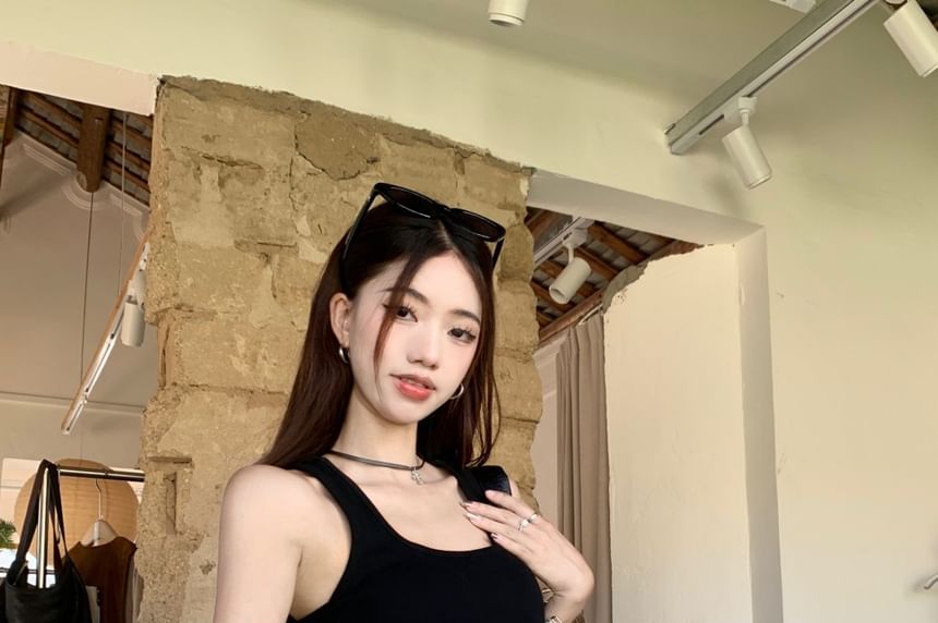 Studded Plain Tank Square Pencil High Skirt Neck Mini Top / Belt Asymmetrical Waist