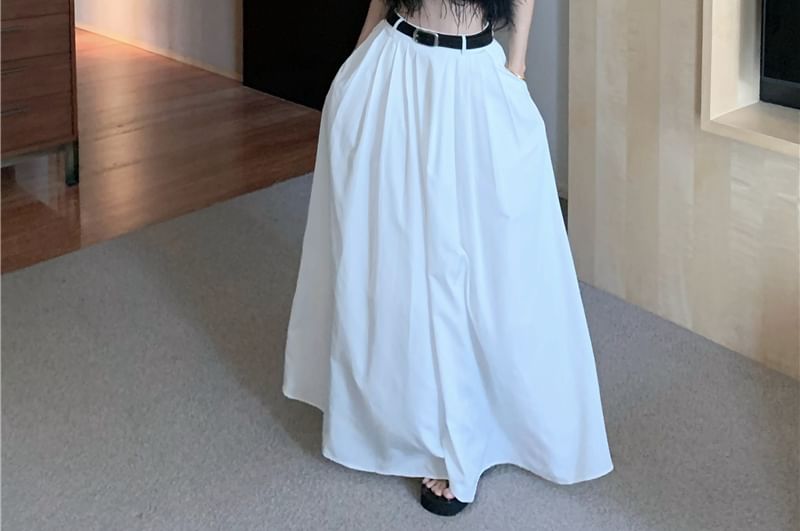 Feather Maxi Halter A-Line Waist High / Skirt Crop Pleated Trim Plain Top