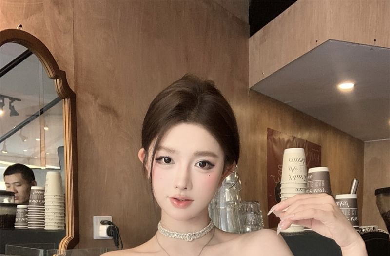 Shoulder Off Sleeve Ruffle Short Blouse Plain