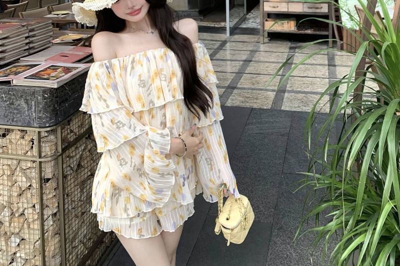 Shoulder Long Floral Waist Ruffle Blouse Sleeve High Shorts / Off Print