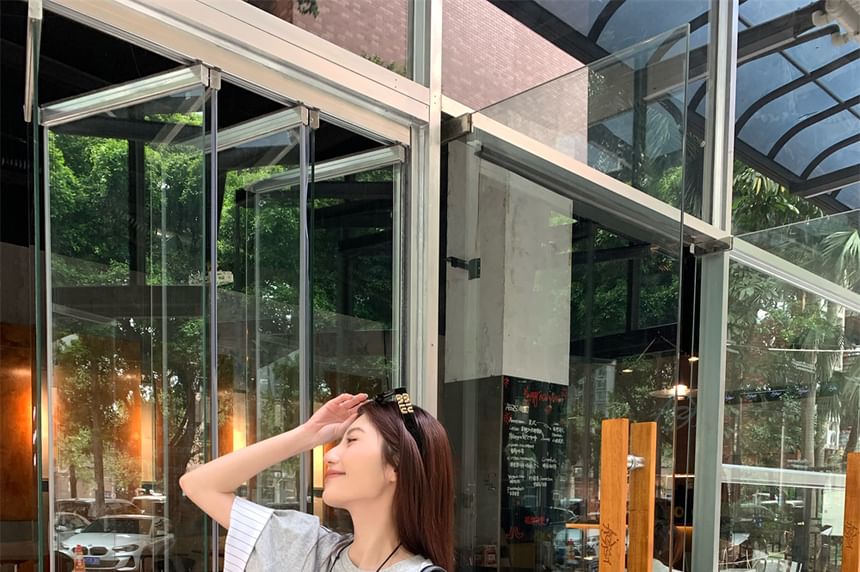 Panel Striped Short Lettering Print T-Shirt Sleeve Round Neck