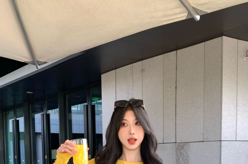 Set: Plain Long-Sleeve Mini Skirt Crop + T-Shirt