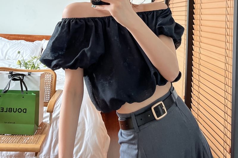 Off Puff-Sleeve Crop Plain Shoulder Blouse