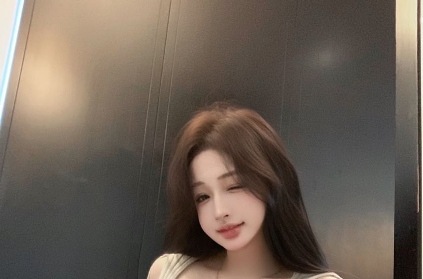 Plain Short-Sleeve Top Crop Cold Shoulder