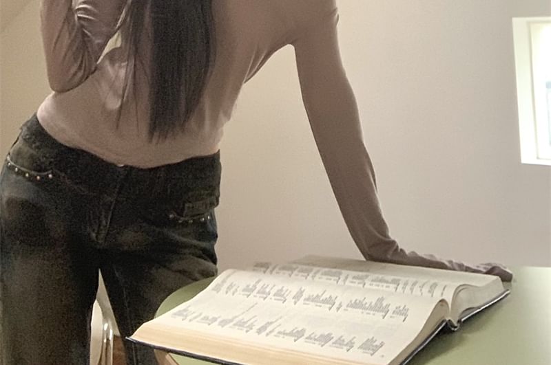 Plain Long-Sleeve Off Crop Top Shoulder