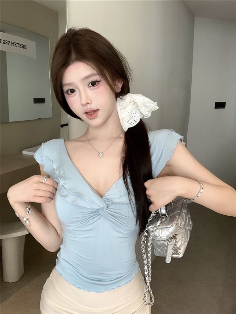 V-Neck T-Shirt Knot Cap-Sleeve Plain