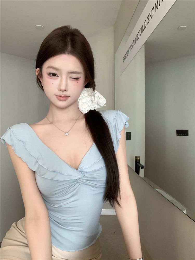 V-Neck T-Shirt Knot Cap-Sleeve Plain