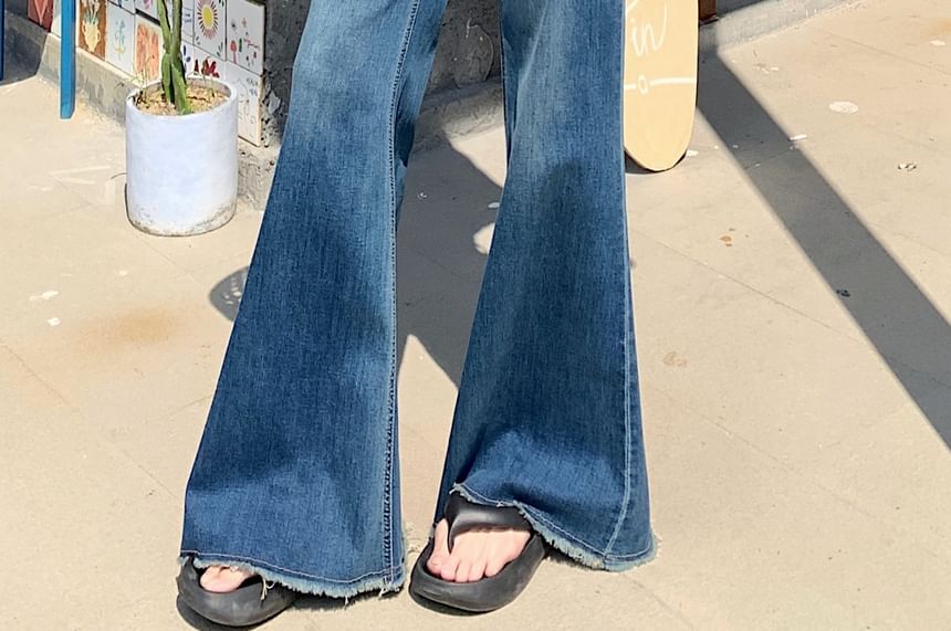 High Washed Jeans Flared Rise