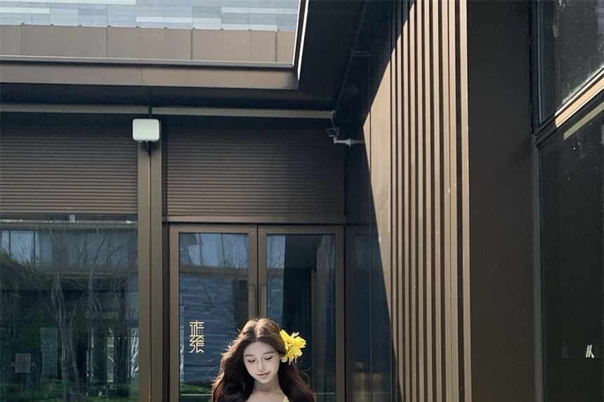 Sleeveless V-Neck Sundress Floral Midi