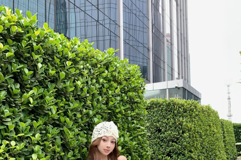 Rise High Flower Pencil Detail Halter Skirt Neck / Mini Floral Top Scoop Plain