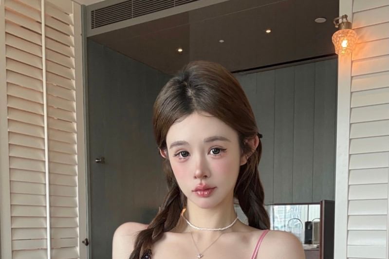 Lace V-Neck Cami Cropped Top Bow