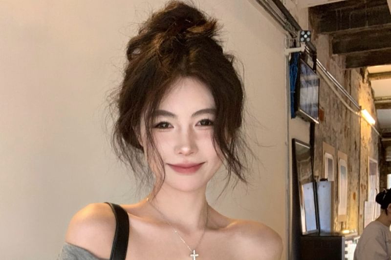 Cropped T-Shirt Off-Shoulder Short-Sleeve Plain