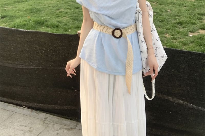 Short-Sleeve Plain One-Shoulder Tee