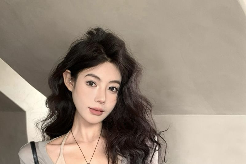 Neck Plain Top Long-Sleeve / Halter V-Neck Tee Scoop