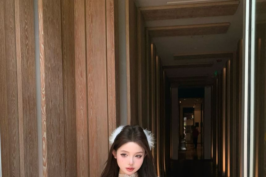 Lace Square-Neck Shorts Waist High Fishbone Balloon / Top Puff-Sleeve