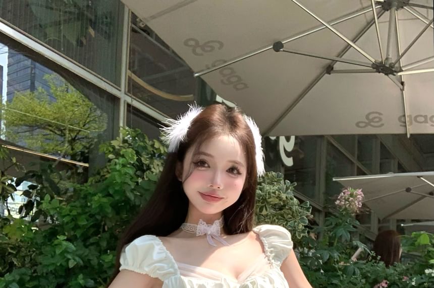 Lace Square-Neck Shorts Waist High Fishbone Balloon / Top Puff-Sleeve