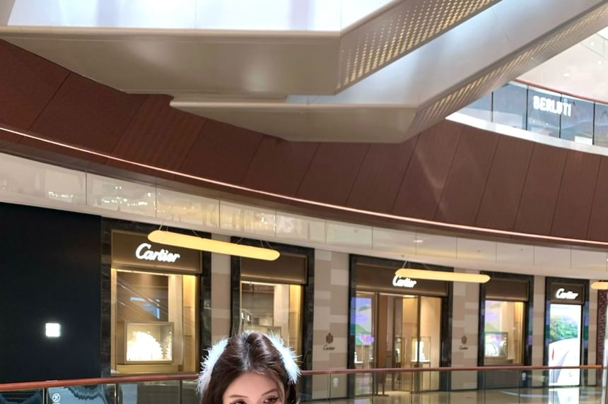 Lace Square-Neck Shorts Waist High Fishbone Balloon / Top Puff-Sleeve