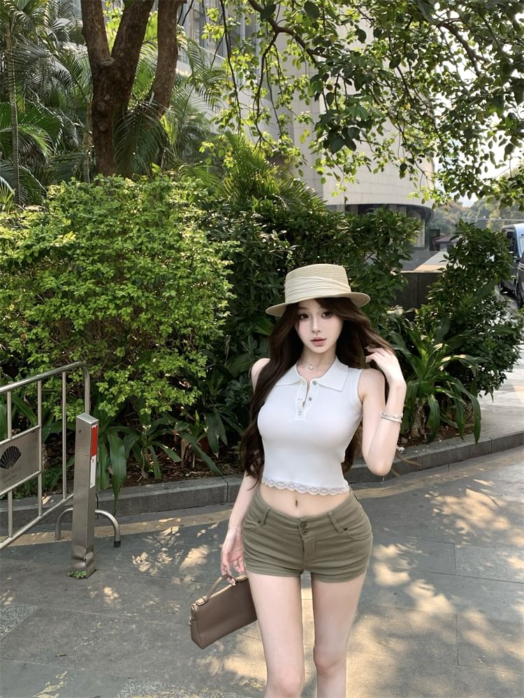 Plain Sleeveless Lace Top Collared Trim