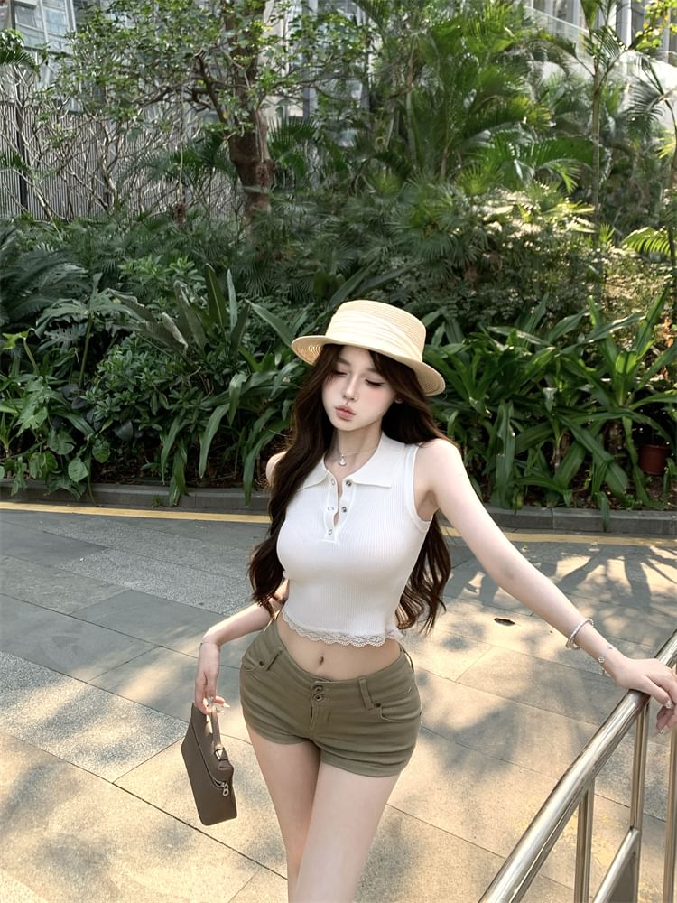 Plain Sleeveless Lace Top Collared Trim