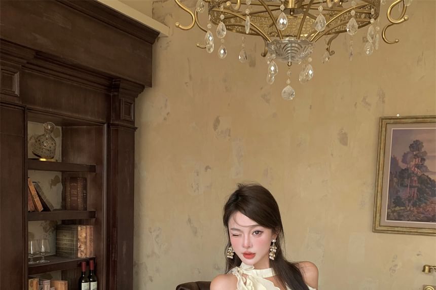 Dress Mini Balloon + Set: Shorts A-Line Ruffled Plain Halter-Neck