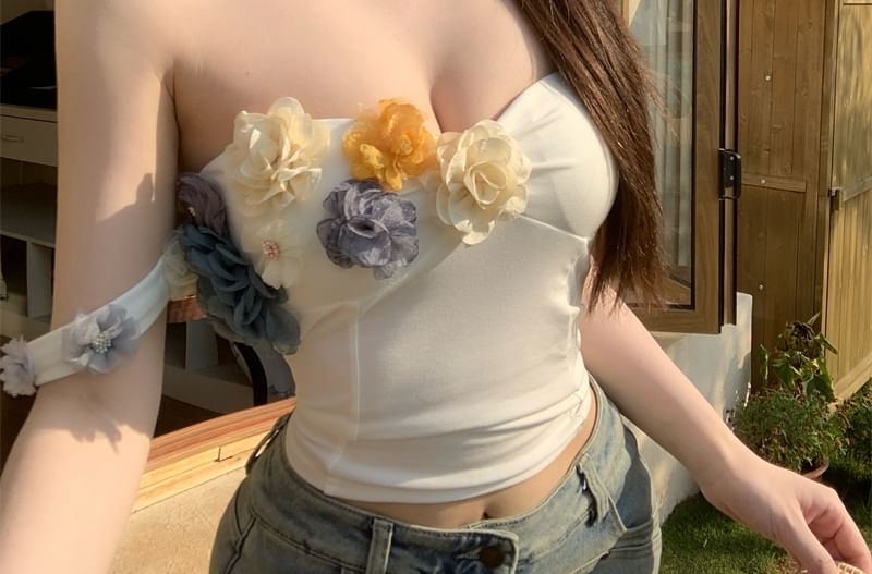 Off-Shoulder Floral Crop Top