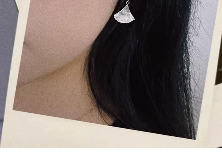 Drop Gingko Rhinestone Clip-On / Earring
