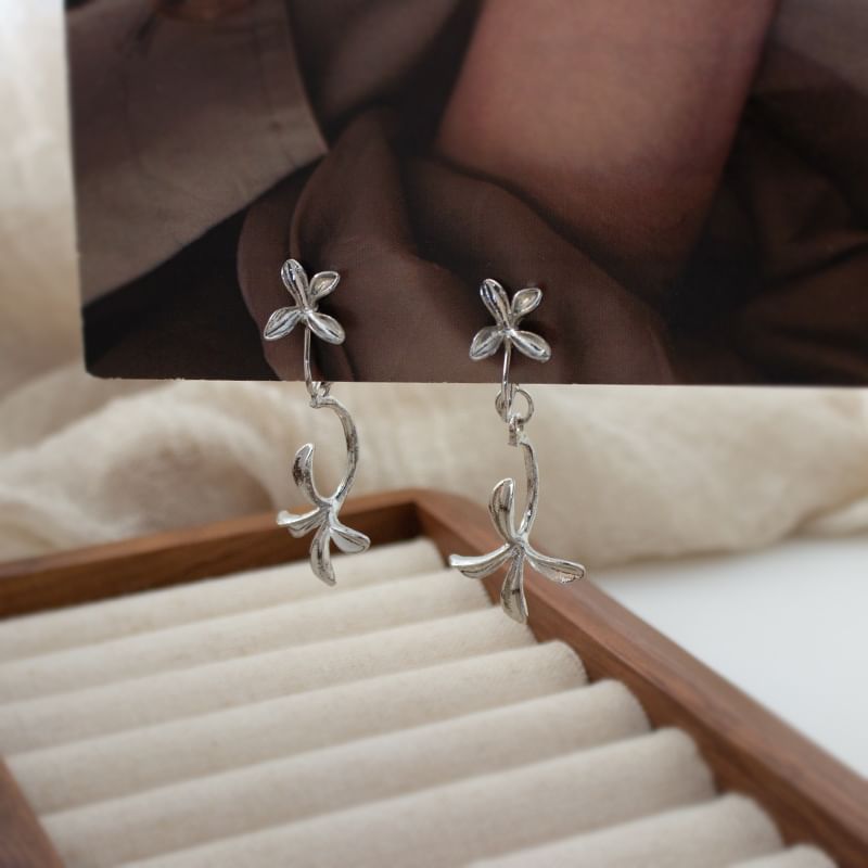 Clip-On Earring Drop / Flower