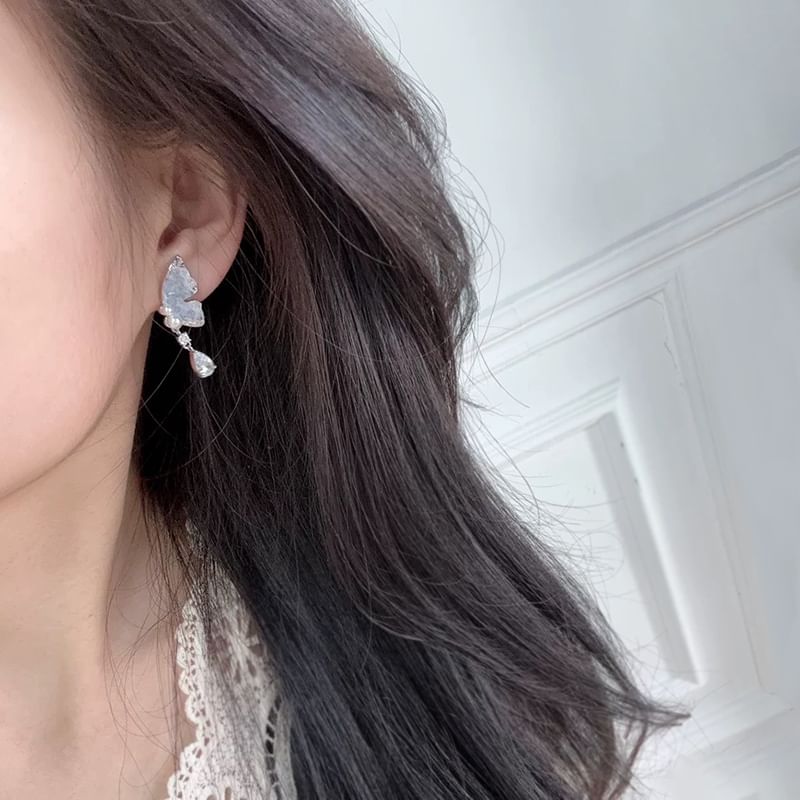 / Faux Pearl Drop Rhinestone Butterfly Earring Clip-On