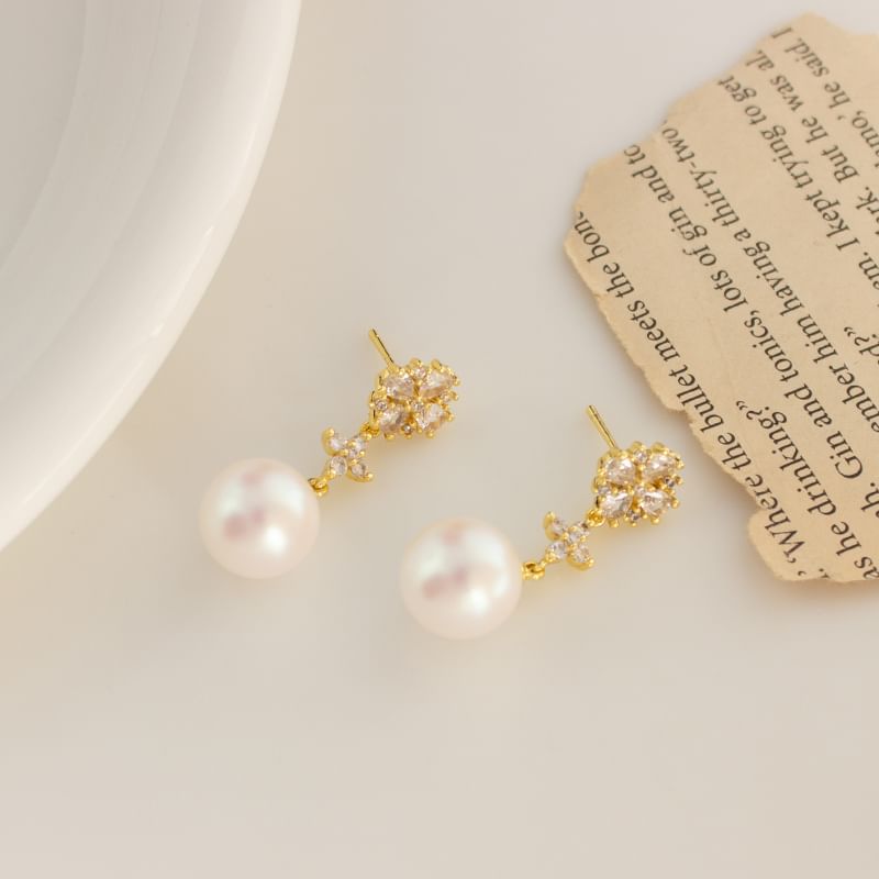 Drop Pearl Flower Earring Rhinestone Clip-On Faux /