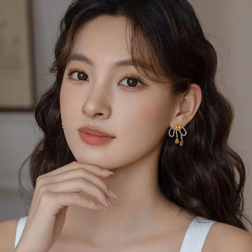 Bow Earring Stud Beaded