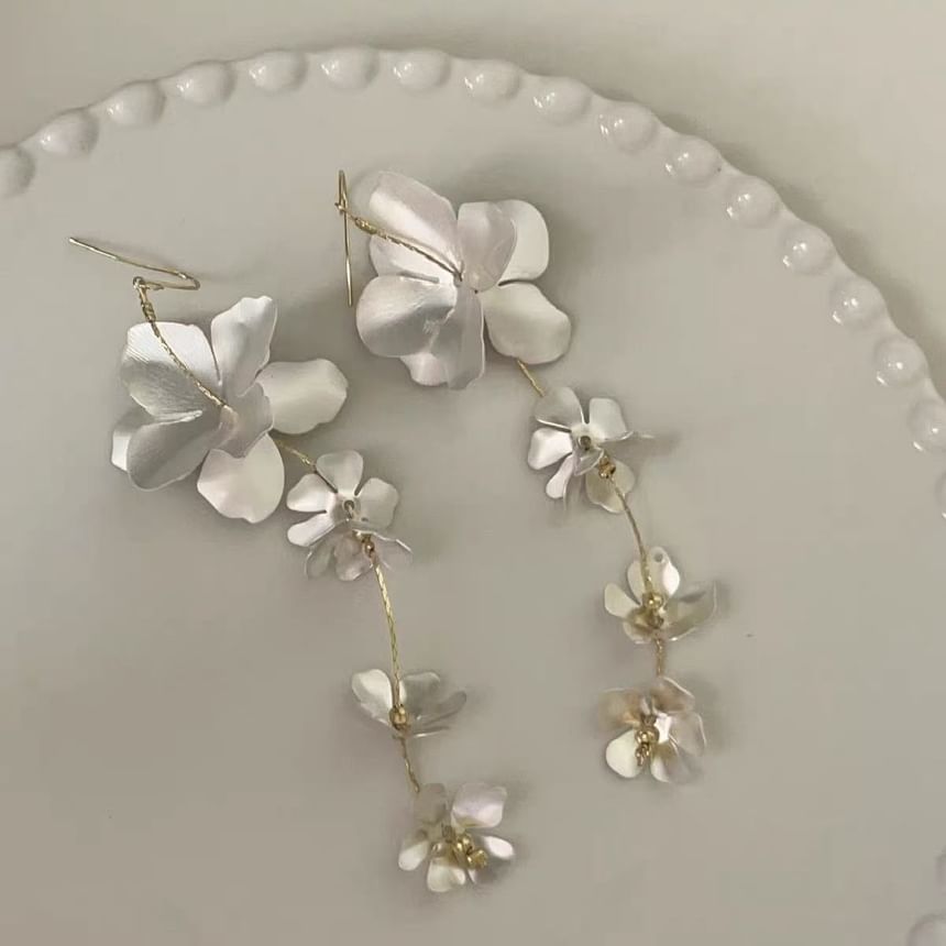 Floral Dangle Earring